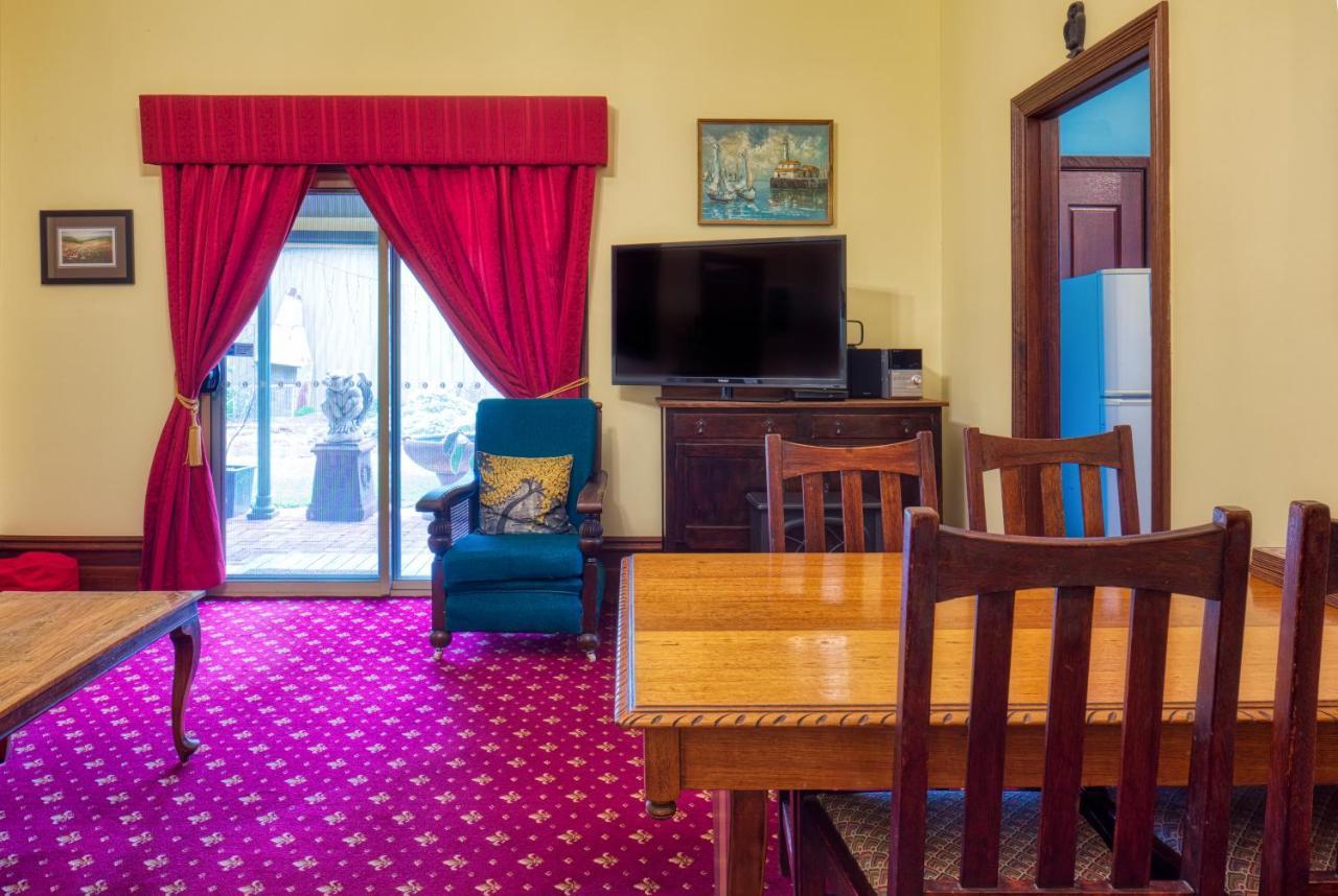 Allora House Kalgoorlie Bagian luar foto