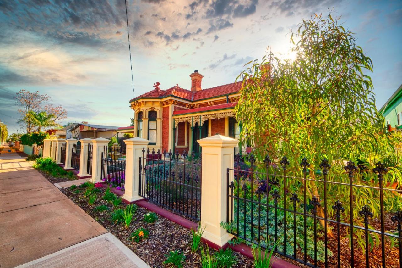 Allora House Kalgoorlie Bagian luar foto